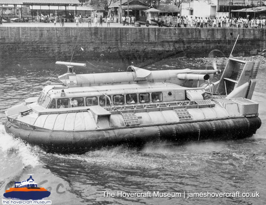 SRN6 with BHC colours -  (credit: The Hovercraft Museum Trust).